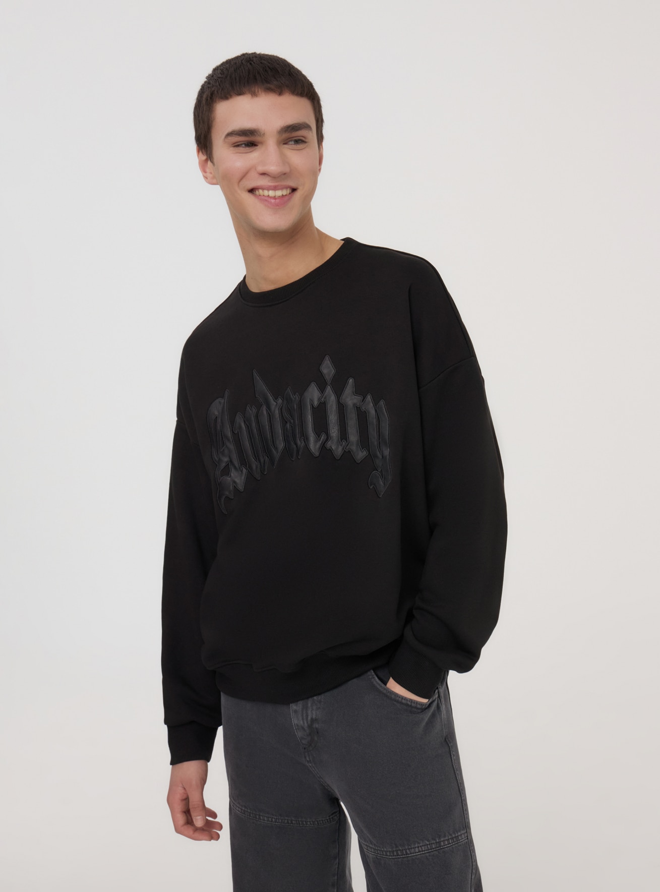 pull-homme-sans-capuche-787qev-1.jpg