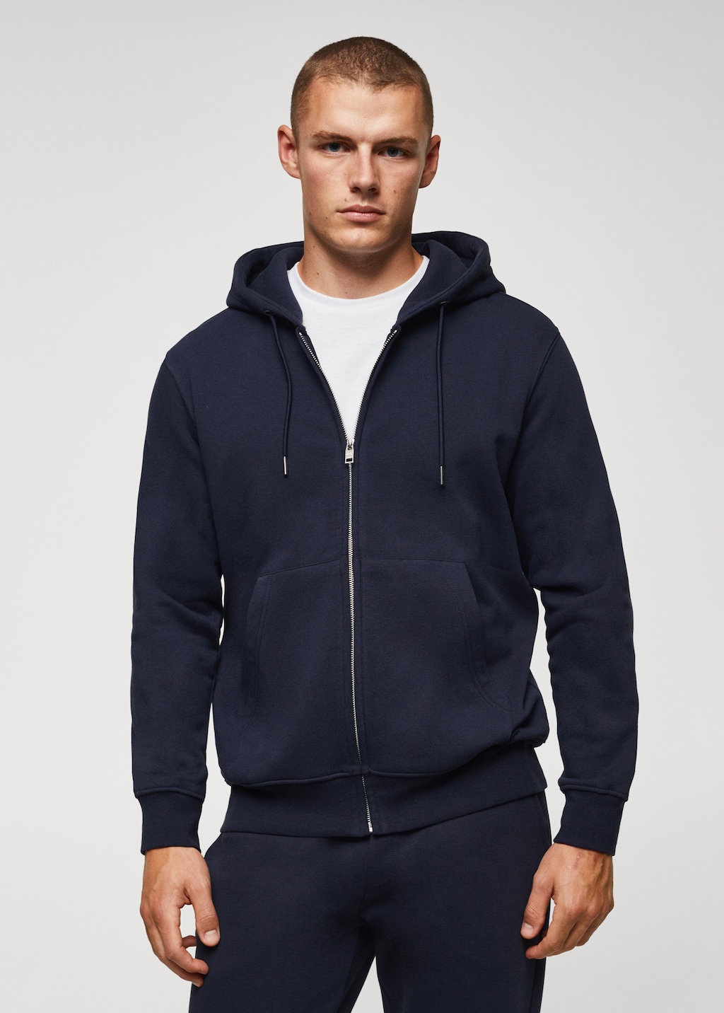 sweat-a-capuche-homme-zippe-356hah.jpg