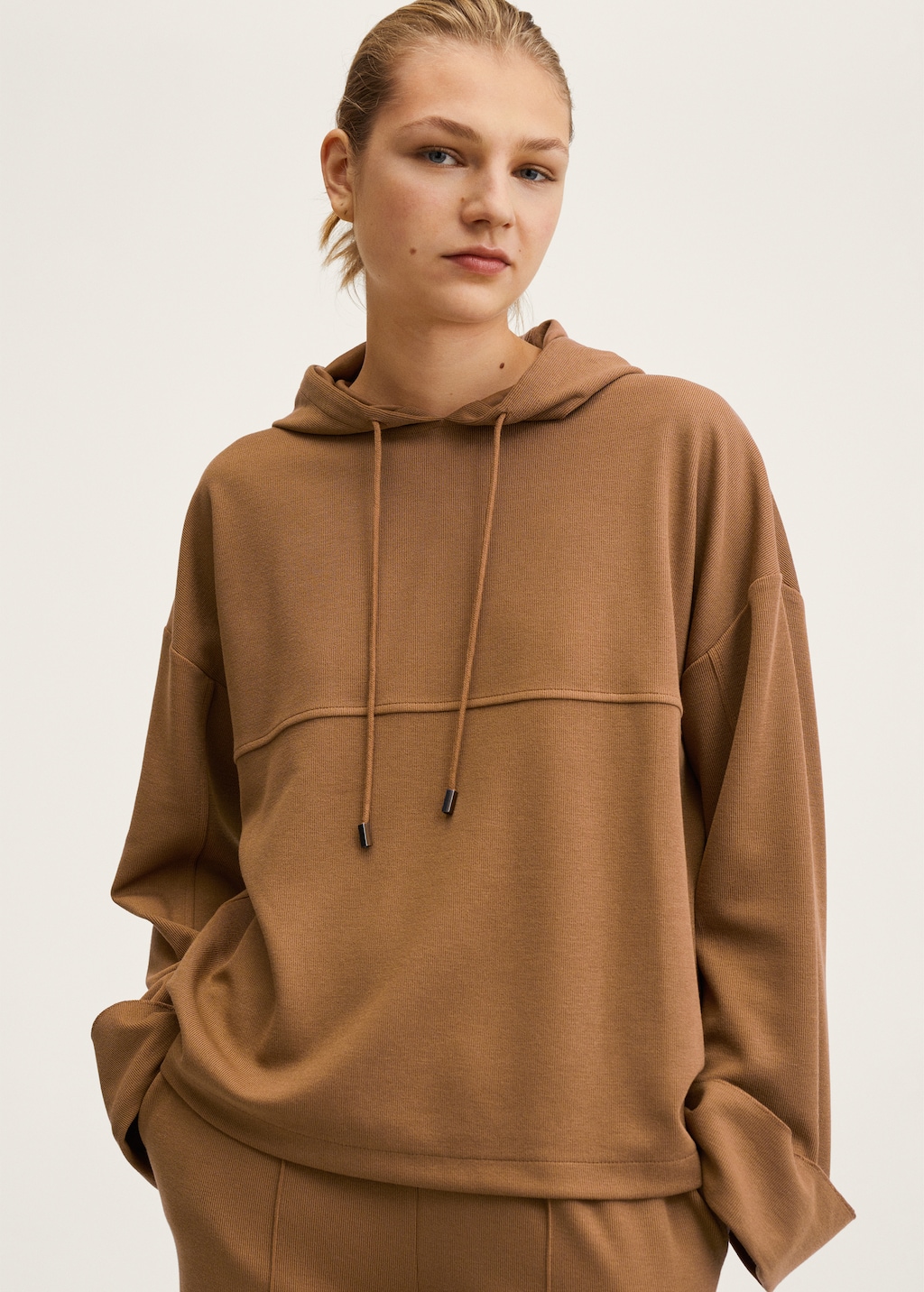 sweat-a-capuche-oversize-060ixh-1.jpg