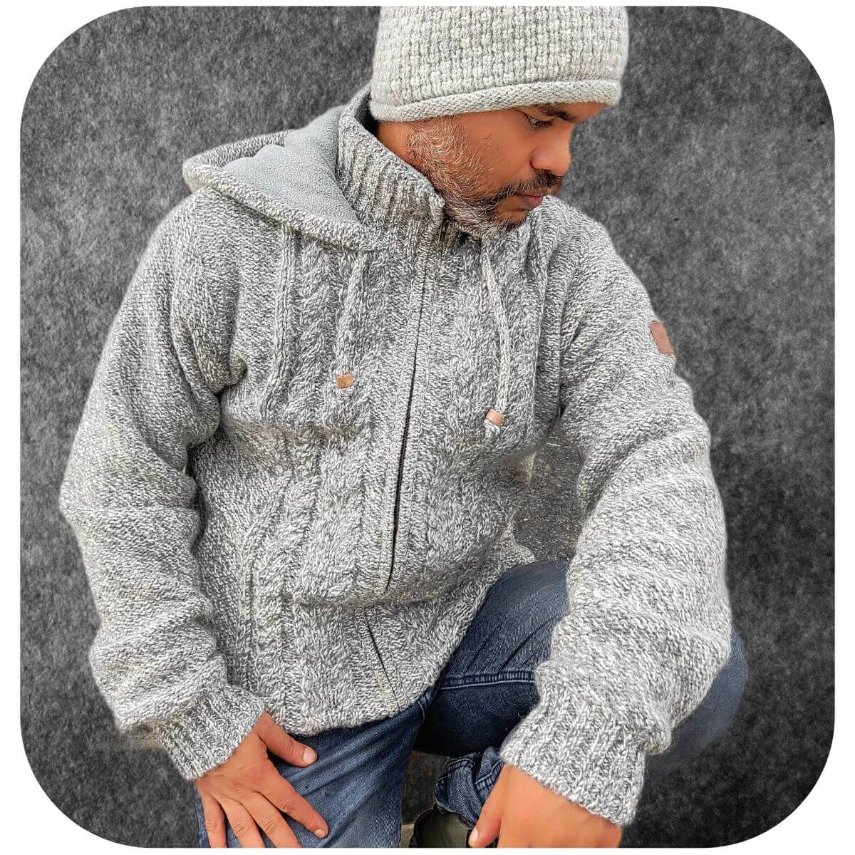 sweat-a-capuche-pour-homme-347cwp.jpg
