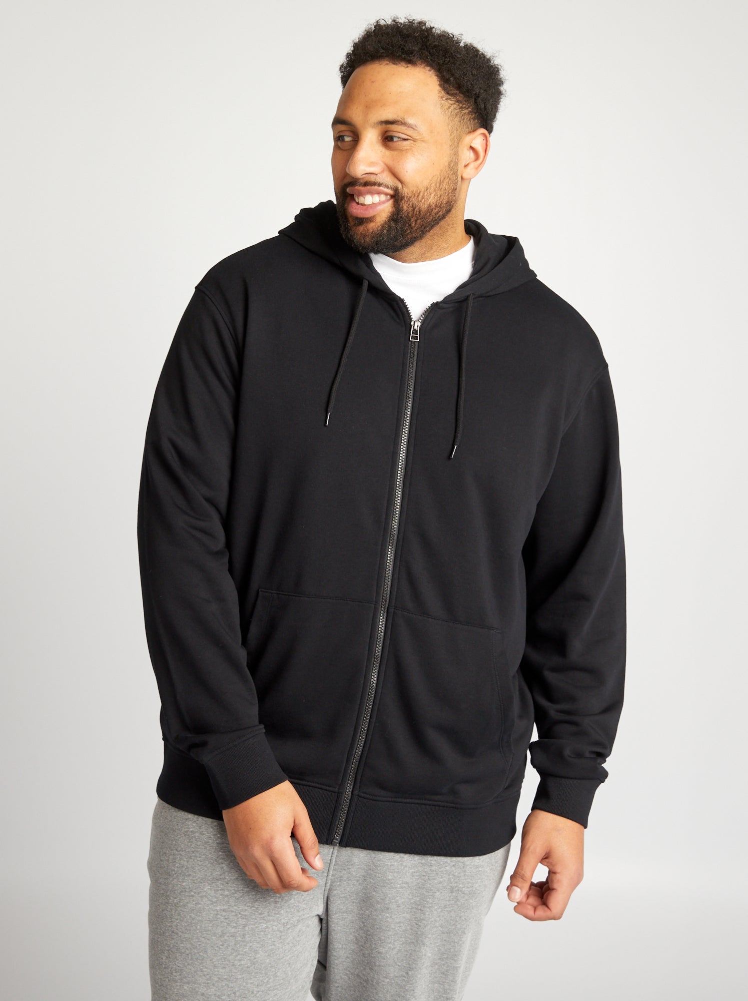 sweat-zippe-homme-sans-capuche-497mhl.jpg